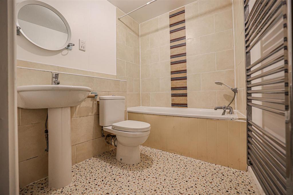 980 A1049.jpg