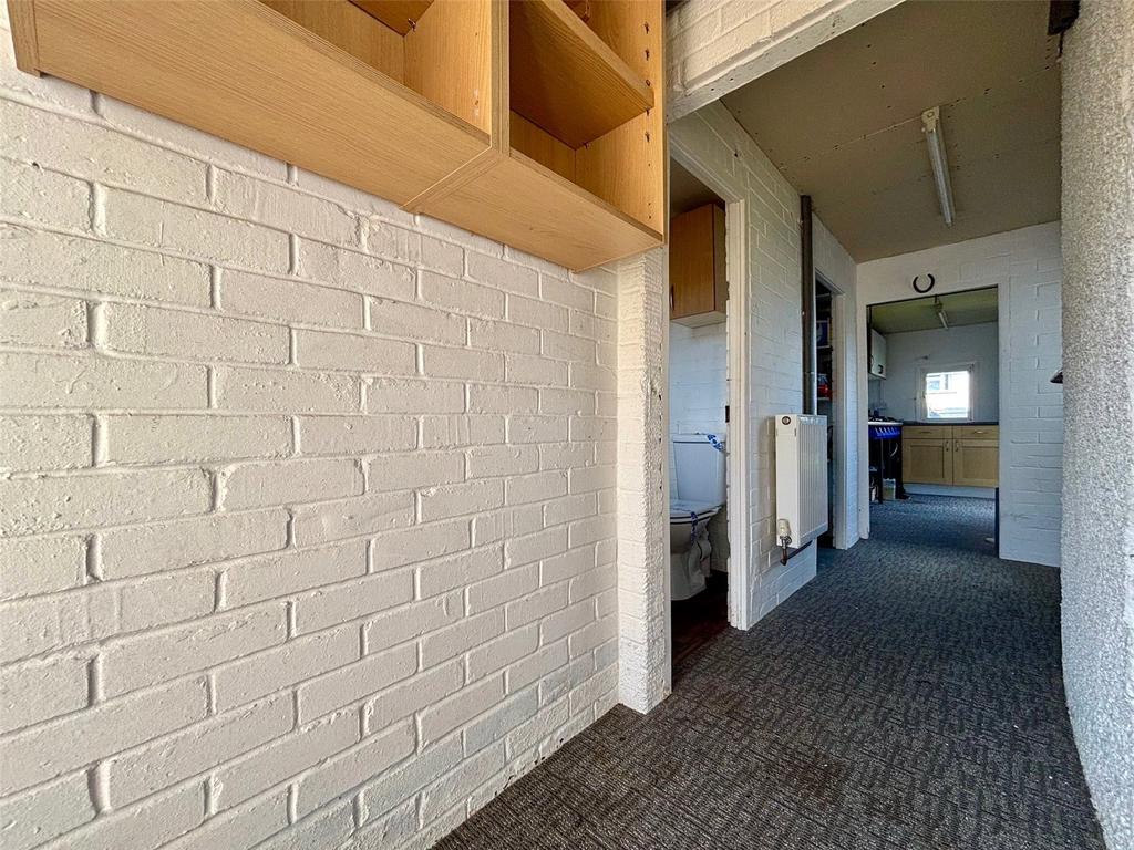 Cloakroom & Store