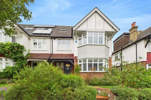 undefined, Hertford Avenue