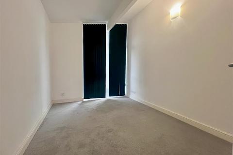 undefined, Bessemer Court, Blakelands