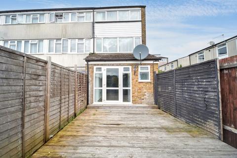 23 Mendip Close, Basingstoke, RG22 5BP