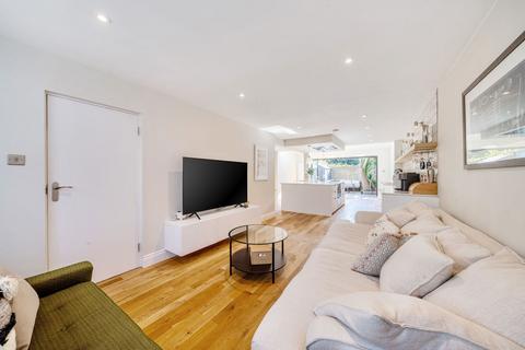 2 Cottingham Road, London, SW8 1LQ