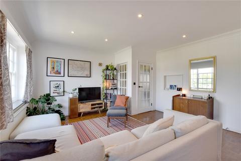 65 Parkside, London, SE3 7QF