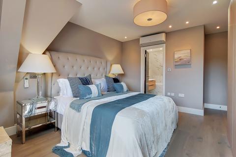 3 bedroom apartment to rent, Woodlands, Golders Green, London, NW11