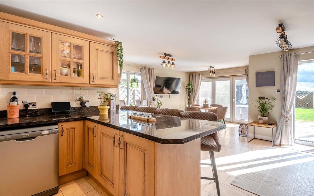 Kitchen/Family Room