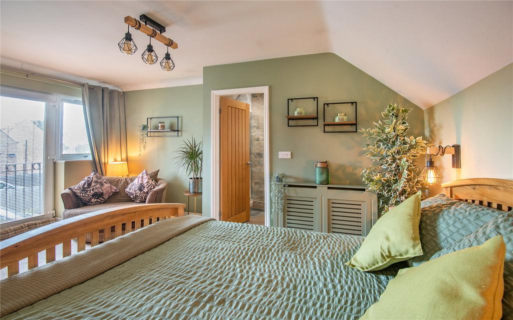 Principal Bedroom