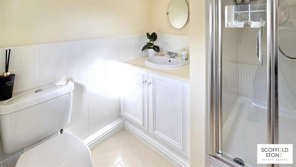 En Suite Shower Room