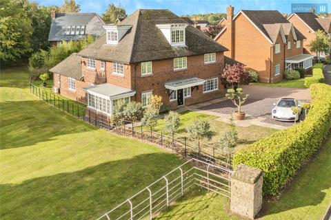 5 bedroom detached house for sale, Wychwood Park, Weston, CW2