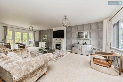 5 bedroom detached house for sale, Wychwood Park, Weston, CW2