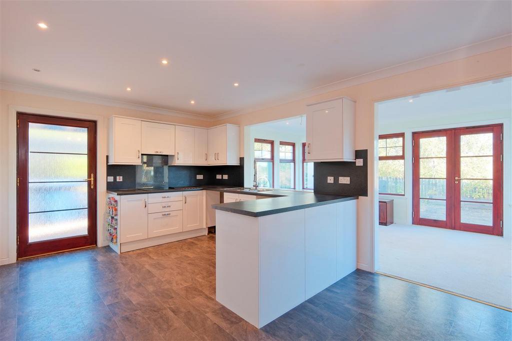 Kitchen / Diner