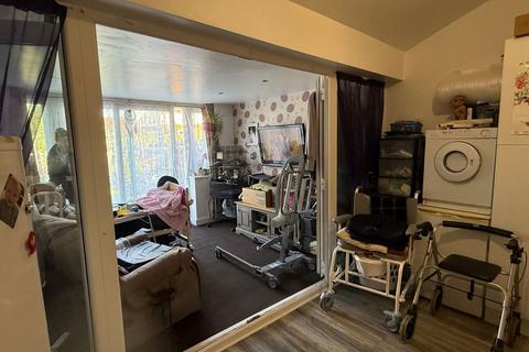 23 Mount Field, Queenborough, ME11 5DB