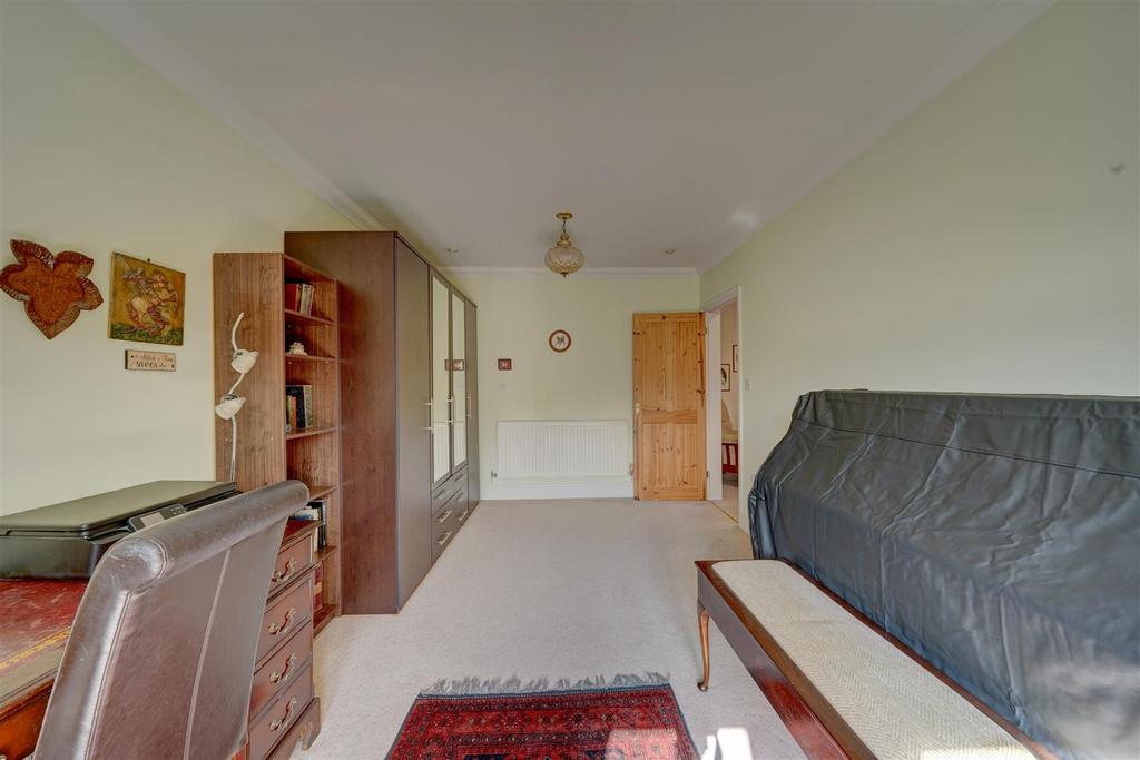 3a Sparrow Hall Lane