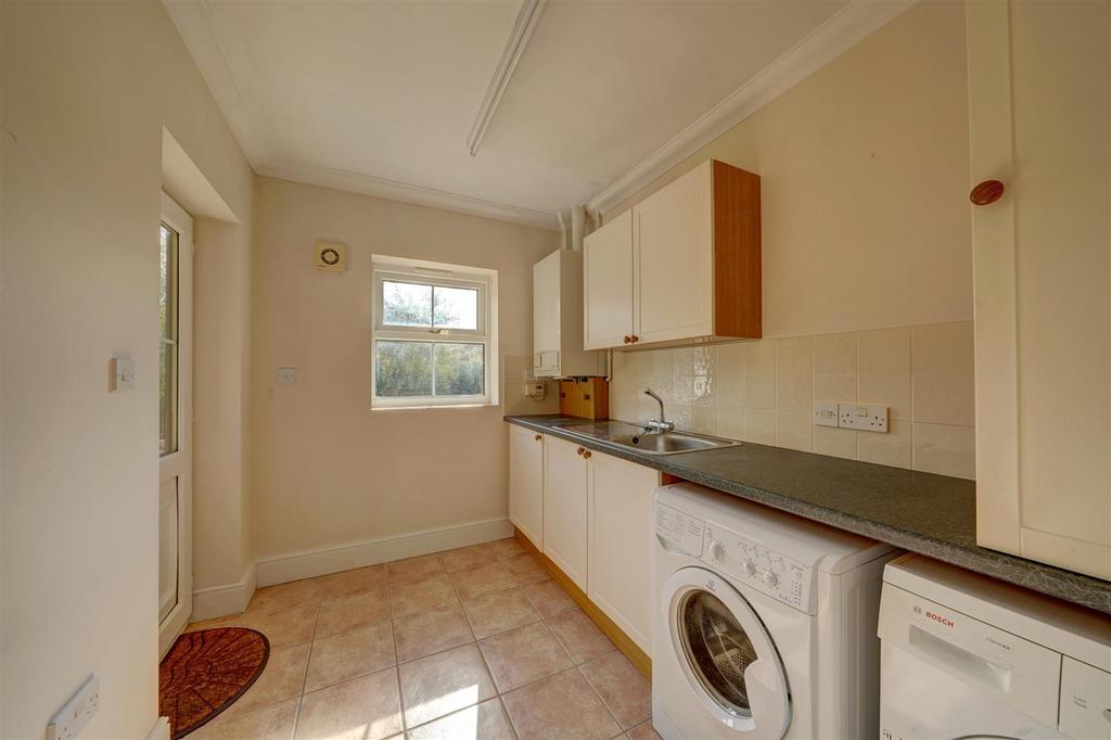 3a Sparrow Hall Lane
