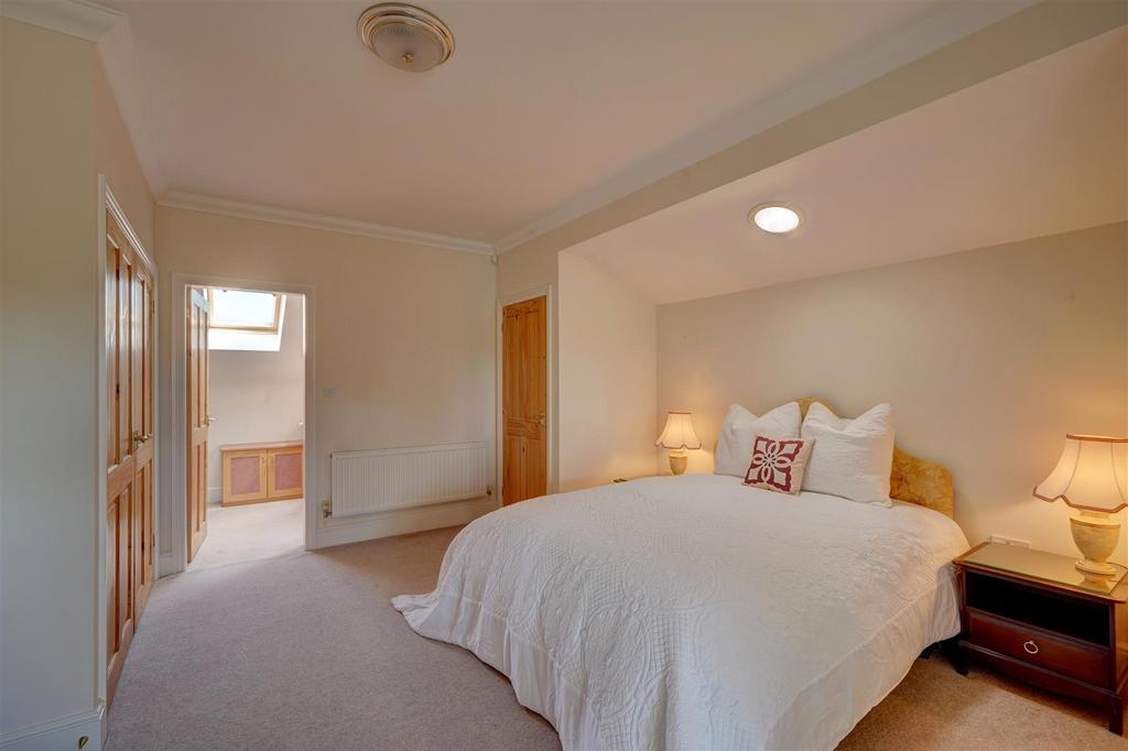 3a Sparrow Hall Lane