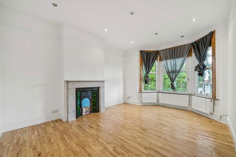 3 bedroom flat for sale, Beulah Road, Thornton Heath