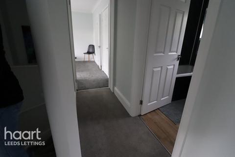 undefined, The Grove, Leeds