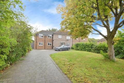 Horns Road, Hawkhurst