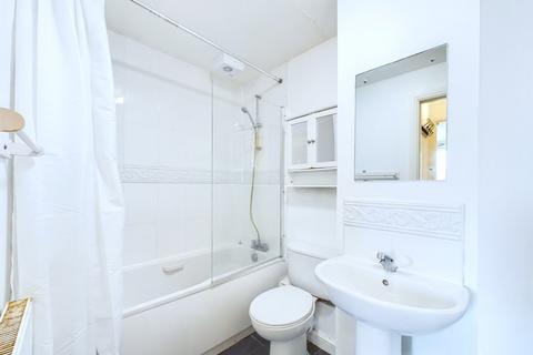 2 bedroom apartment to rent, Ocean Drive, The Shore, Edinburgh, EH6