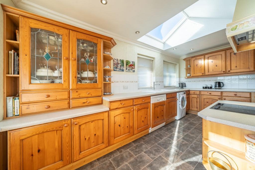 Kitchen diner