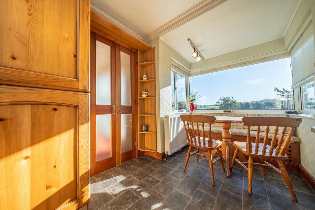 Kitchen diner