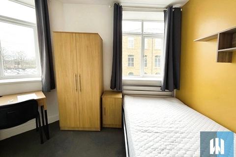 1 bedroom in a house share to rent, Zetland House, 2 Firth Street, Huddersfield, HD1