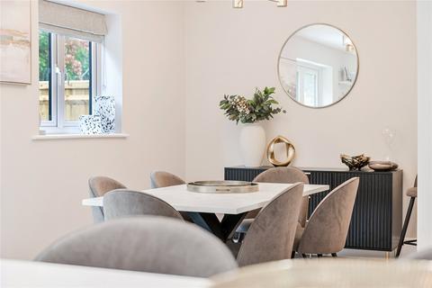 4 bedroom semi-detached house for sale, The Waldrons, Rowplatt Lane, Felbridge, RH19