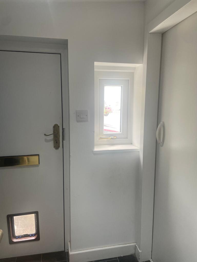 Hall (rear access)