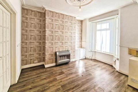 2 bedroom terraced house to rent, Parkside Road, Wirral CH42