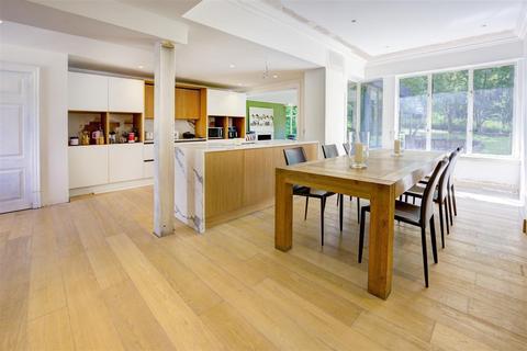 6 bedroom detached house to rent, NEVILLE DRIVE, HAMPSTEAD GARDEN SUBURB, N2