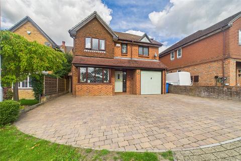 Cleopatra Place, Warfield, Bracknell, Berkshire, RG42