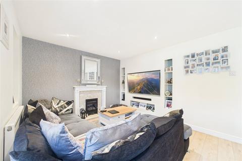 undefined, Cleopatra Place, Warfield, Bracknell, Berkshire, RG42