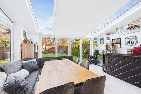 4 bedroom detached house for sale, Cleopatra Place, Warfield, Bracknell, Berkshire, RG42
