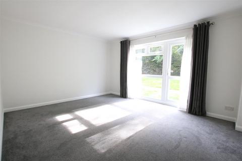 undefined, EPSOM ROAD, LEATHERHEAD, KT22