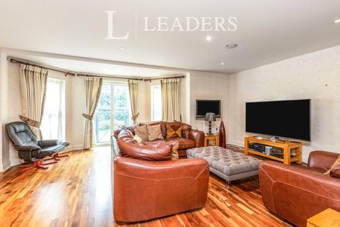 undefined, Kincraig Drive, Sevenoaks