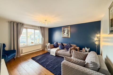 4 bedroom detached house for sale, Bowes Gardens, Springwell Village, NE9