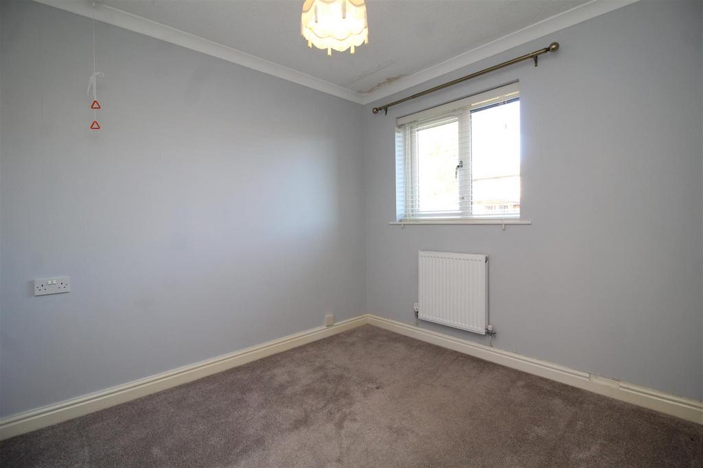 Bedroom 2 .JPG