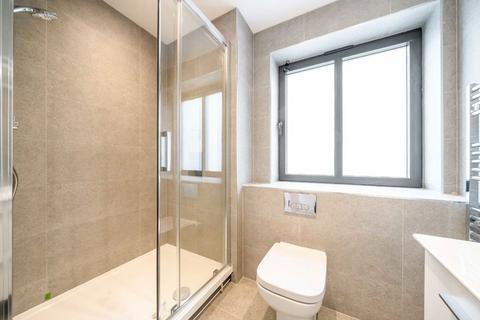 1 bedroom flat for sale, Chatfield Road, Battersea SW11