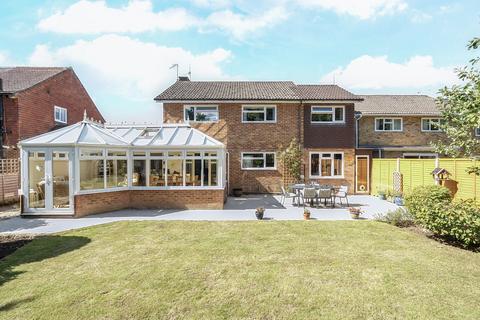 4 bedroom detached house for sale, Gosden Hill Road, Guildford GU4