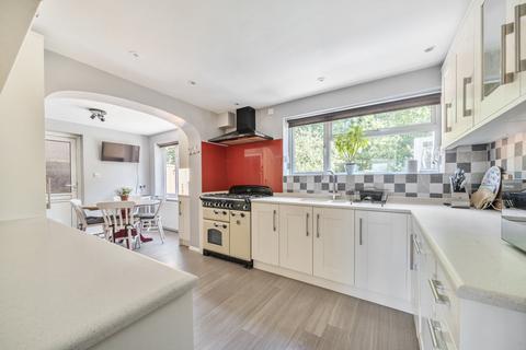 4 bedroom detached house for sale, Gosden Hill Road, Guildford GU4