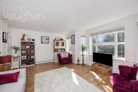 2 bedroom flat for sale, Eaton Gardens, Hove, BN3