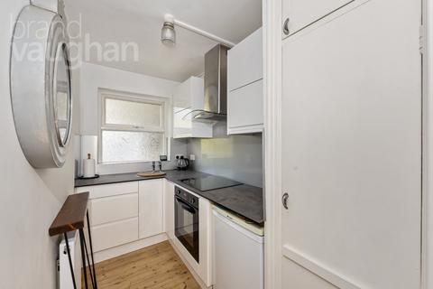 2 bedroom flat for sale, Eaton Gardens, Hove, BN3