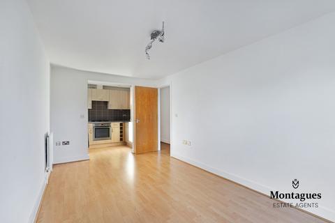 2 bedroom apartment for sale, Station Approach, Theydon Bois, CM16