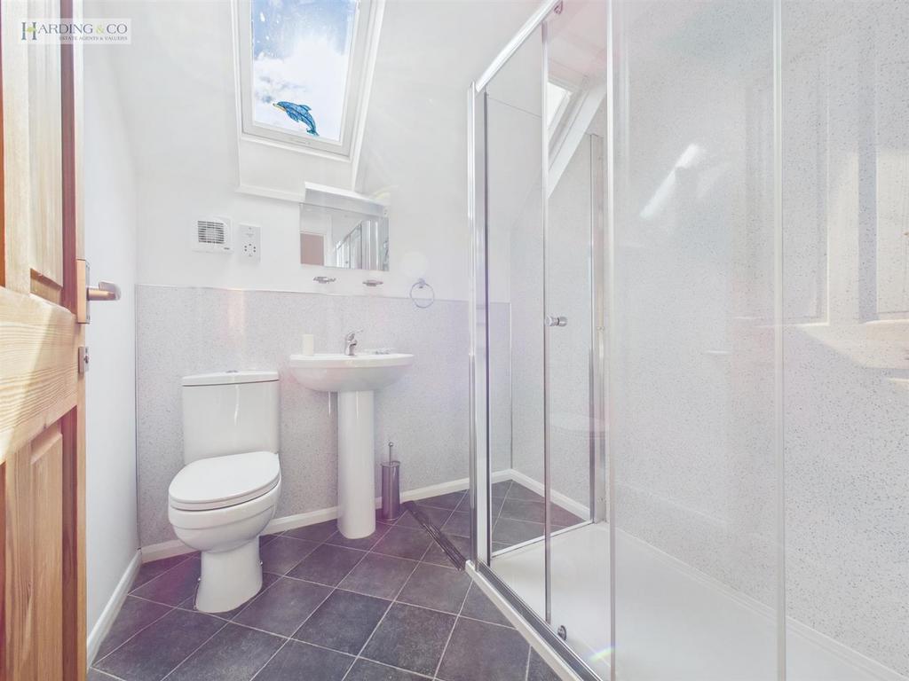 Shower Room.jpg