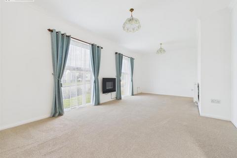 5 College Close, Westward Ho!, Bideford, EX39 1BL