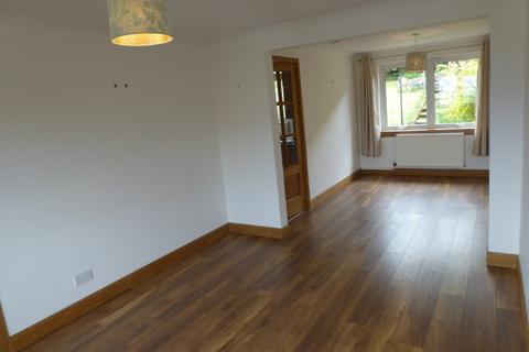 3 bedroom semi-detached house to rent, Curriehill Castle Drive, Balerno, Edinburgh, EH14