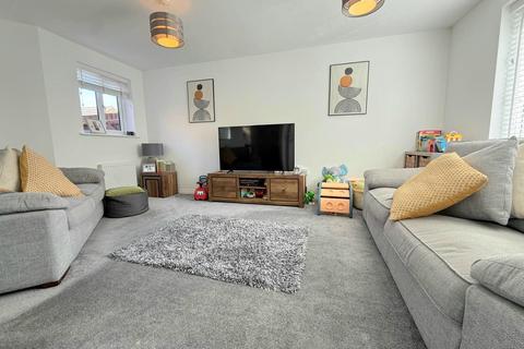 3 bedroom semi-detached house for sale, Mayfly Road, Northampton NN4