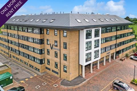 London Road, Staines-upon-Thames, Surrey, TW18