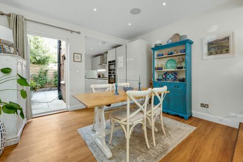 2 bedroom terraced house for sale, School Road, East Molesey, Surrey, KT8