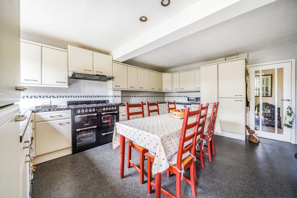 Kitchen/Breakfast Ro