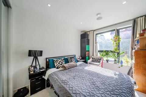 undefined, Putney Hill, London, SW15